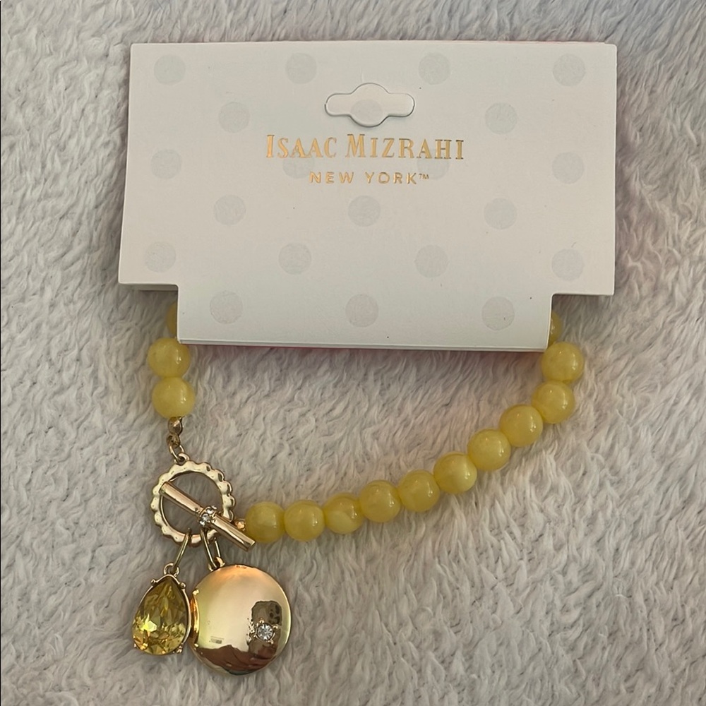 Isaac Mizrahi Lemon yellow Beaded Bracelet with Gold Charms toggle clasp nwt
